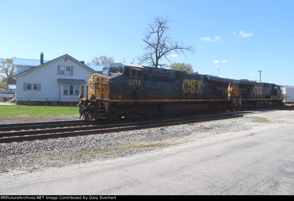 CSX ES44DC #5218 & #5451